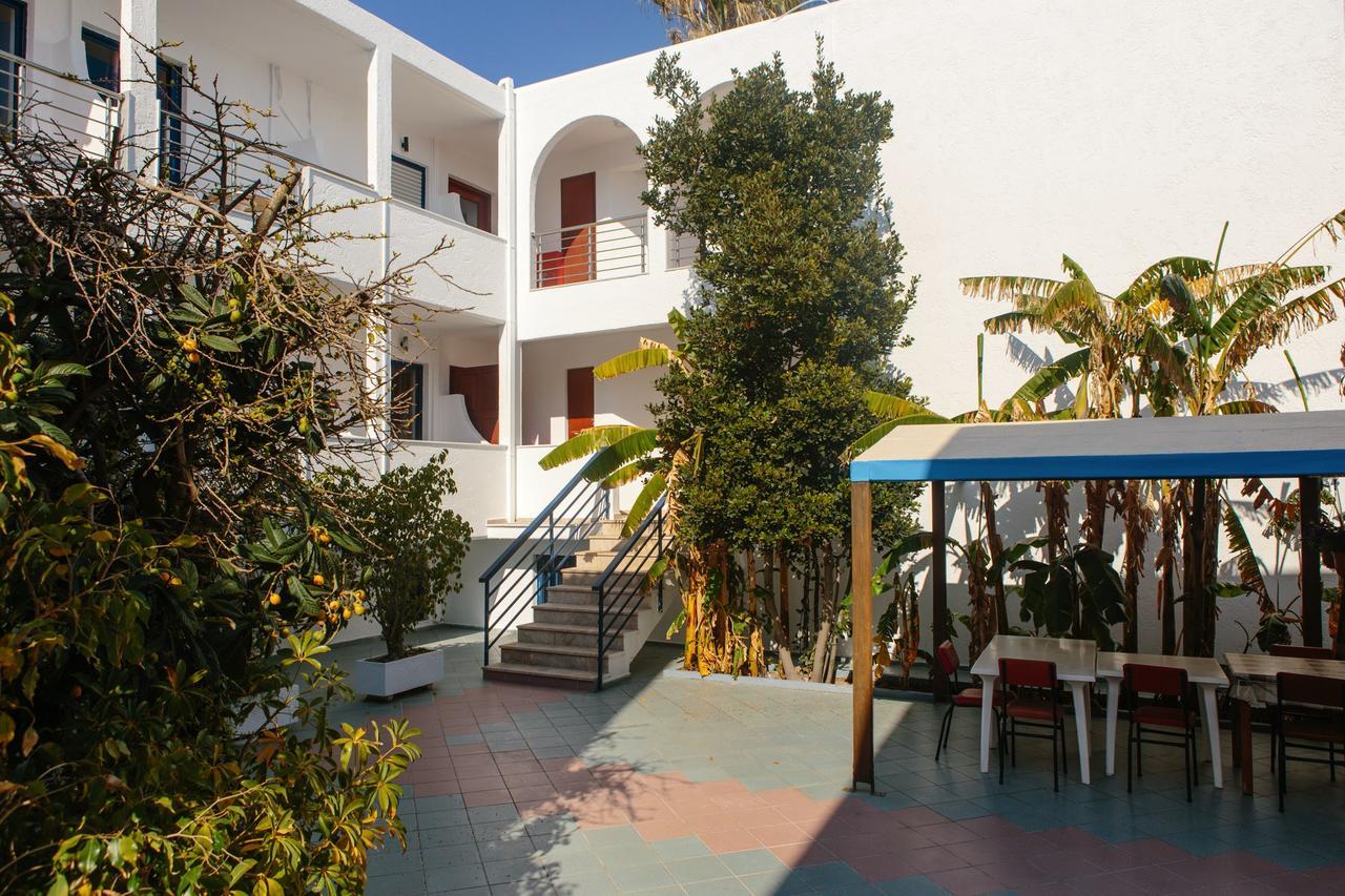 Ξενοδοχείο Sea Breeze